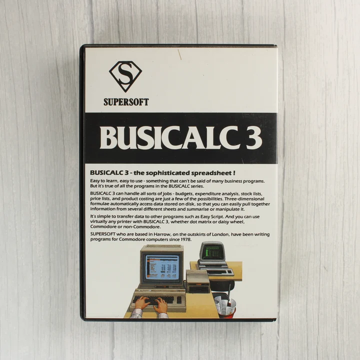 Busicalc 3 C64 hátlap Busicalc 3 szoftver dobozának hátoldala leírással