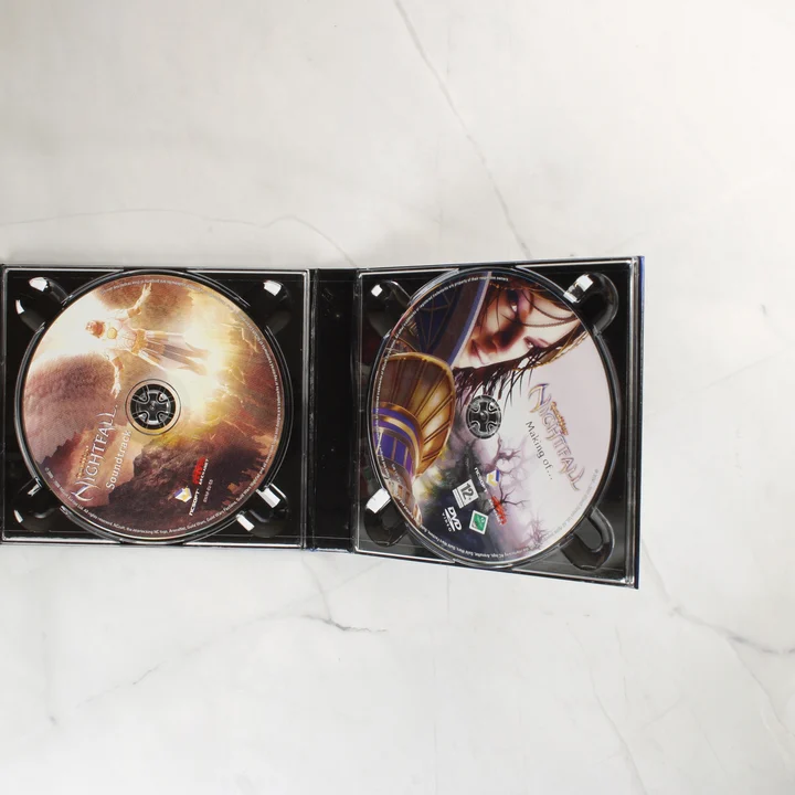 Guild Wars Nightfall lemezek Guild Wars Nightfall kihajtható lemeztok két lemezzel