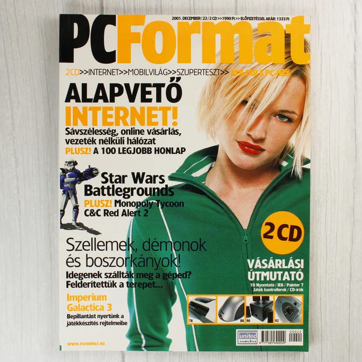 PC Format 2001 december borító A PC Format magazin 2001. decemberi számának címlapja