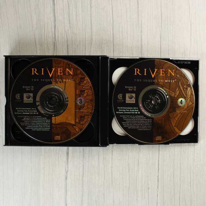 Riven 3. és 4. számú CD-lemezek a tokban