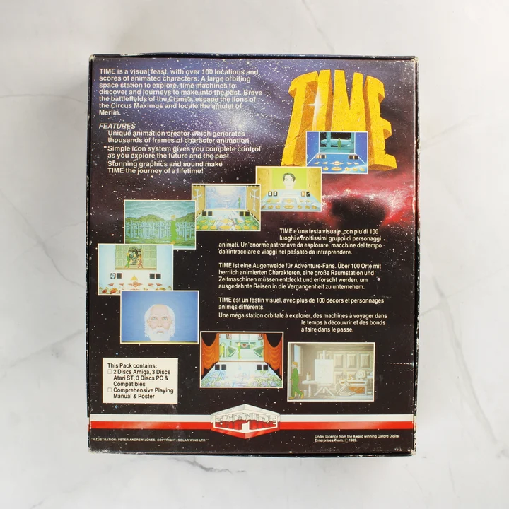 A TIME videójáték dobozának hátoldala többnyelvű leírással és képernyőmentésekkel.