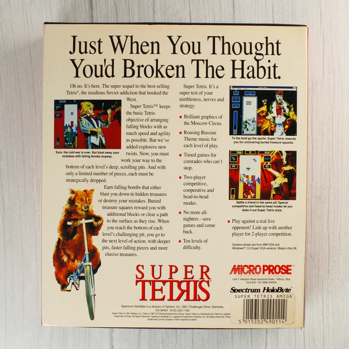 A Super Tetris Amiga játék dobozának hátoldala leírással és képekkel