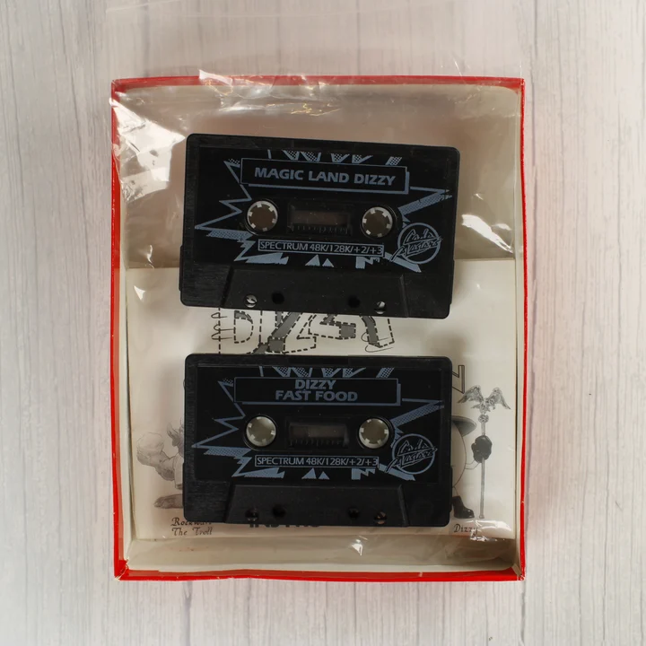 Két fekete kazetta a Dizzy Collection játékaival.