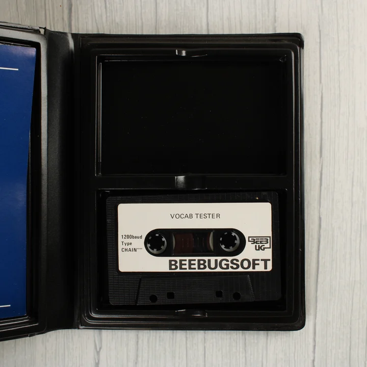 Vocab Tester szoftverkazetta a tokban