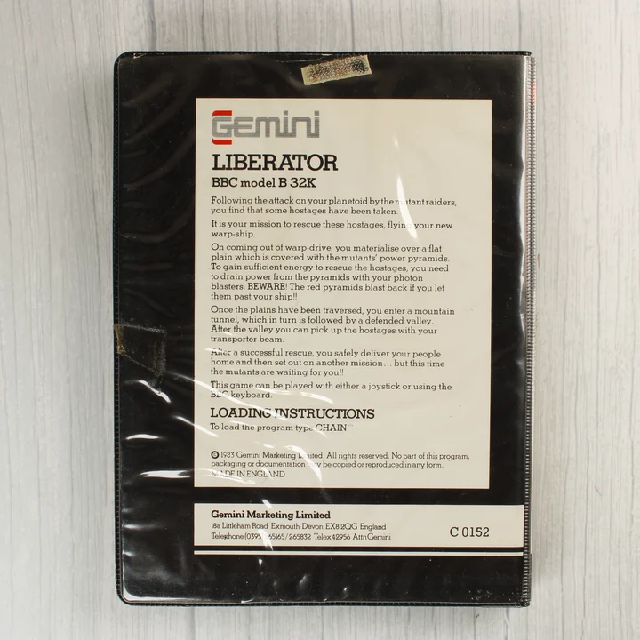 Liberator videójáték tokjának hátoldala leírással