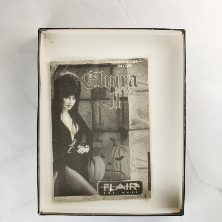 Elvira II használati útmutató Az Elvira II használati útmutatója a nyitott dobozban