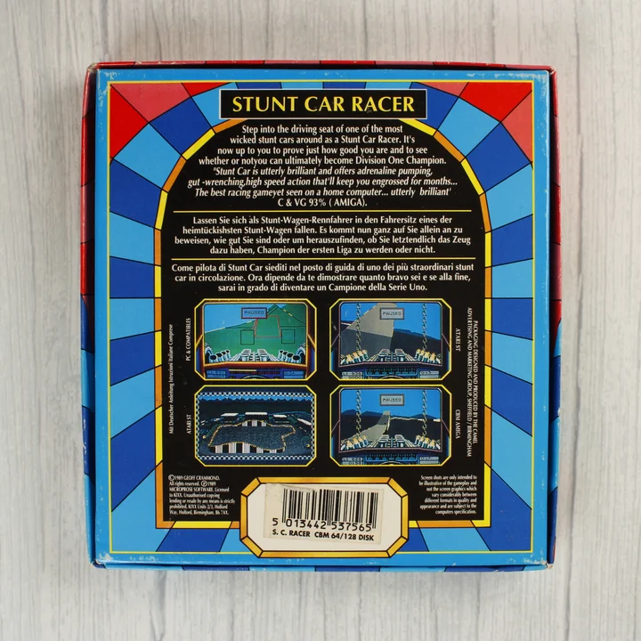 Stunt Car Racer videójáték dobozának hátoldala leírással és képernyőképekkel