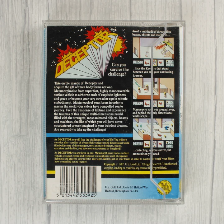 A Deceptor videójáték hátoldali borítója leírással és képernyőképekkel.
