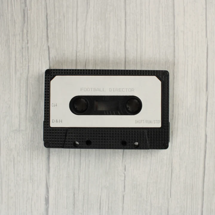 Football Director Commodore 64 fekete kazetta fehér címkével