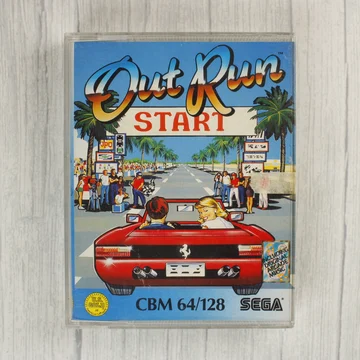 Az Out Run videójáték elülső borítója műanyag tokban