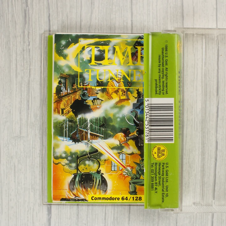 Time Tunnel C64 hátlap Time Tunnel videójáték borítójának hátoldala és vonalkódja