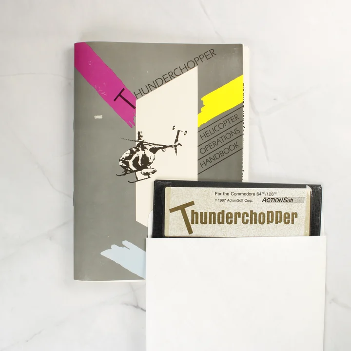 Thunderchopper lemez és kézikönyv A Thunderchopper floppy lemeze és a hozzá tartozó kézikönyv