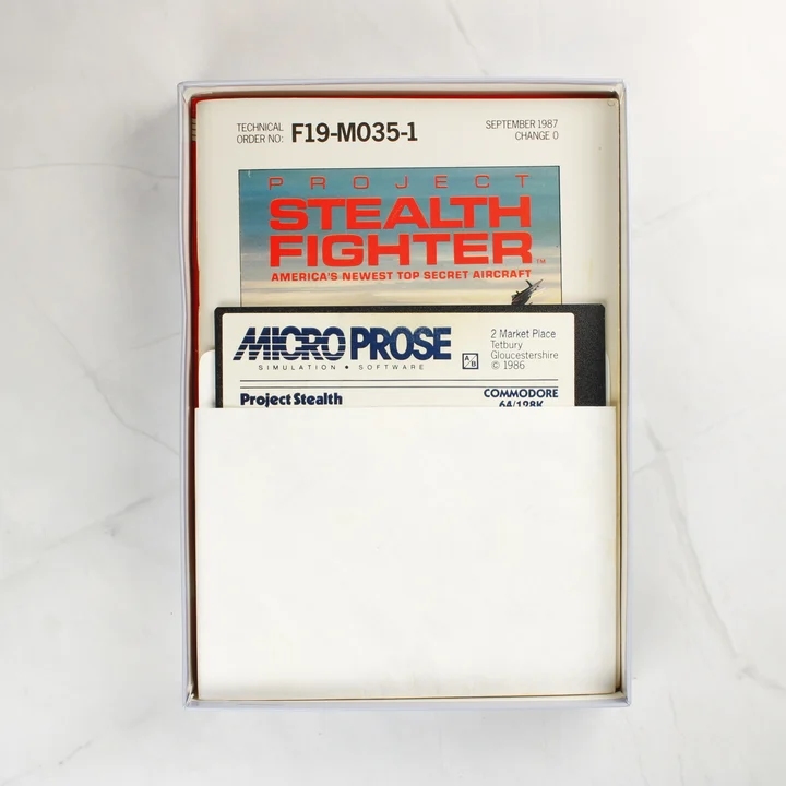 Project Stealth Fighter tartalom A doboz tartalma: floppy lemez és kézikönyv