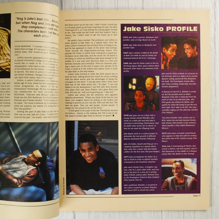 A magazin belső oldala Jake Sisko karakterprofiljával és fotókkal.