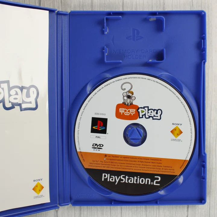 EyeToy Play PlayStation 2 nyitott tok lemezzel és útmutatóval