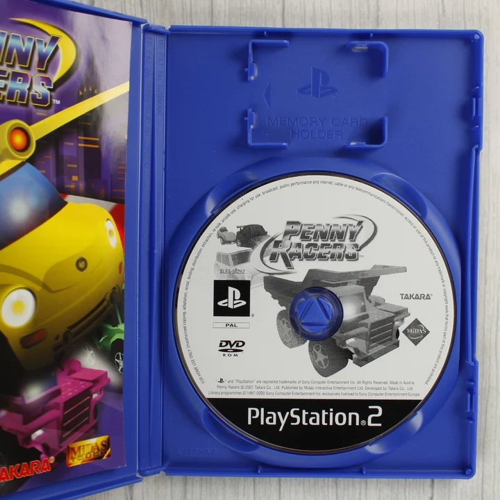 Nyitott Penny Racers PS2 tok a lemezzel