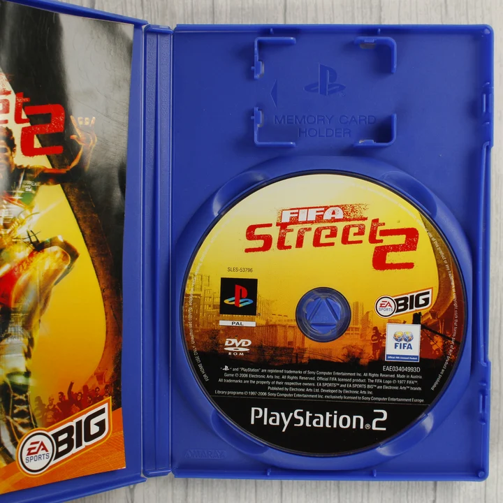 FIFA Street 2 PS2 lemez FIFA Street 2 PlayStation 2 nyitott tok és lemez