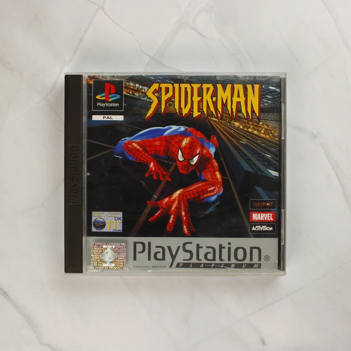 Spider-Man PlayStation Platinum videójáték tokja elölről