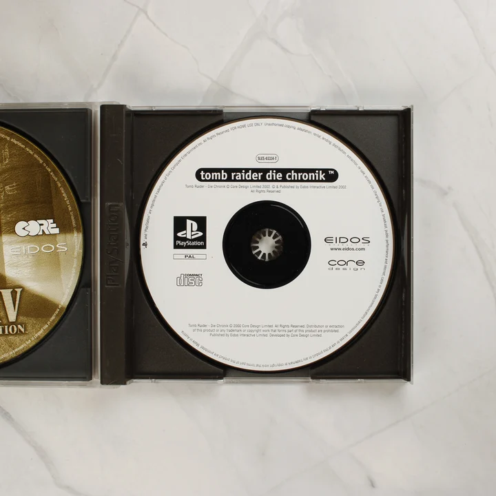 Tomb Raider Die Chronik PlayStation lemez a tokban