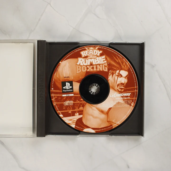 Ready 2 Rumble Boxing PlayStation lemez a tokban
