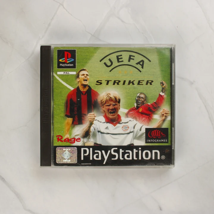 UEFA Striker PlayStation játék elölnézete a tokban