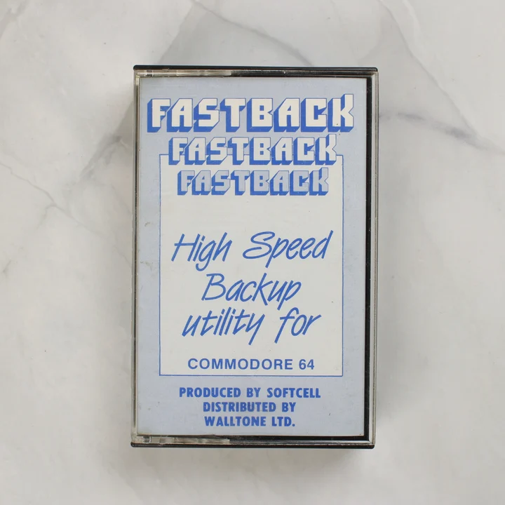 Fastback szoftver kazetta tokban Commodore 64-hez