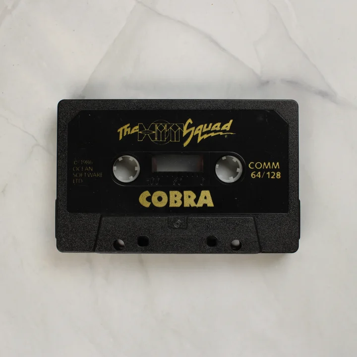 Cobra videójáték fekete kazetta Commodore 64-hez