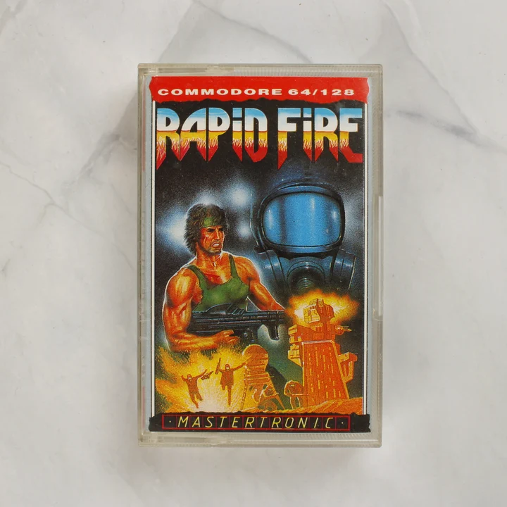 Rapid Fire Commodore 64 videójáték kazetta elölnézete a tokban