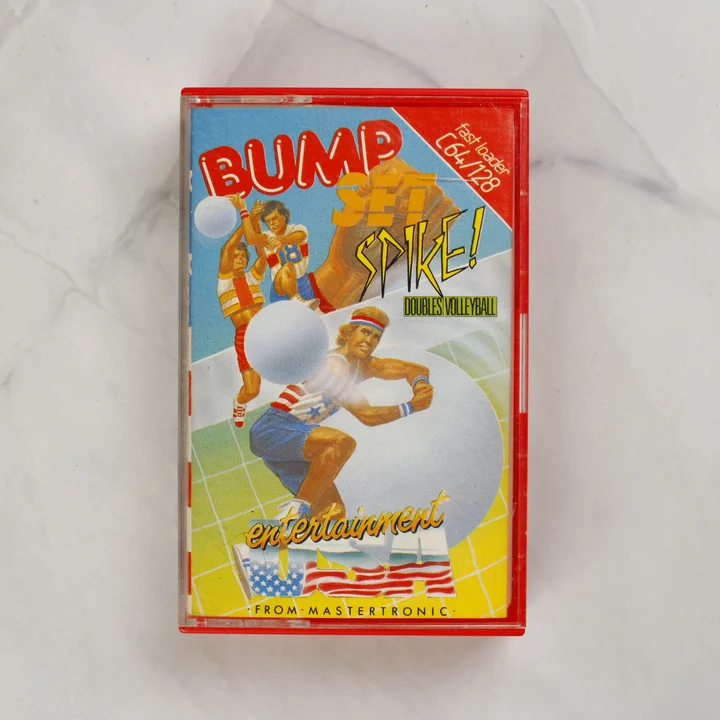 Bump, Set, Spike! Commodore 64 játék kazetta tokban elölnézetből