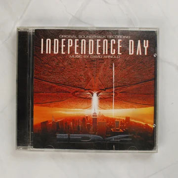 Independence Day filmzene CD elülső borítója