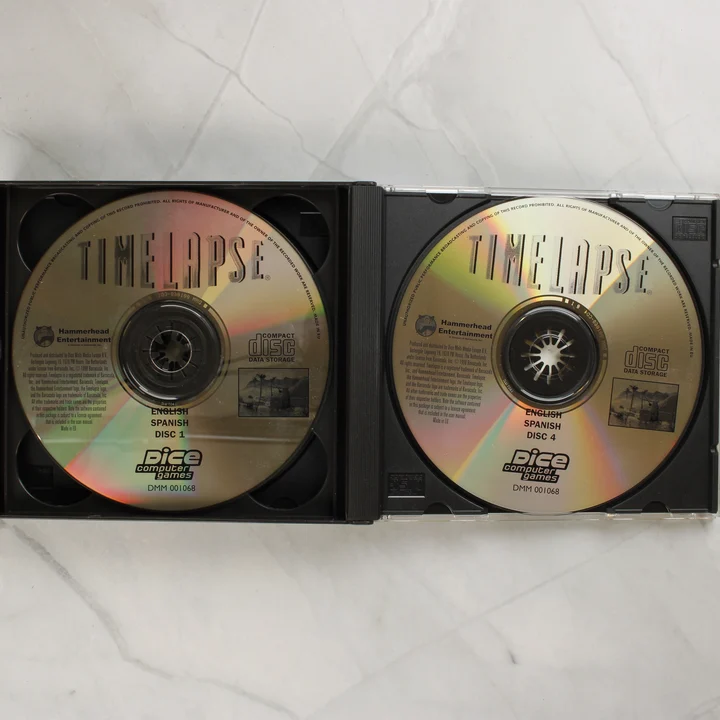 Timelapse 1. és 4. CD-ROM lemezek a tokban
