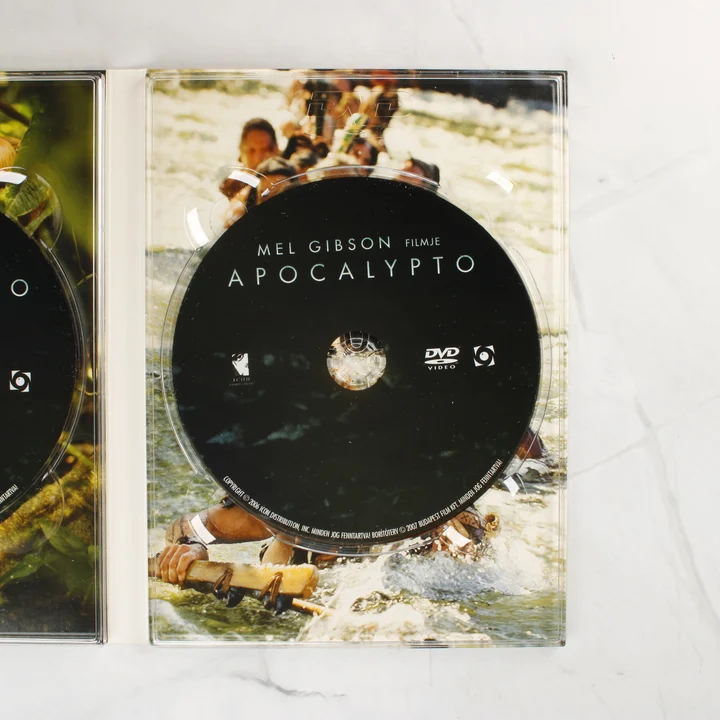 Apocalypto DVD belső tok és az első lemez