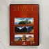 A Myst Trilogy PC-s videójáték előlapi borítója vörös háttérrel és három tájképpel.