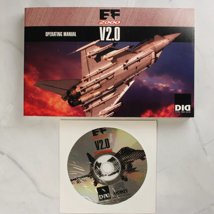 Az EF2000 V2.0 kézikönyve és a CD-ROM lemez.