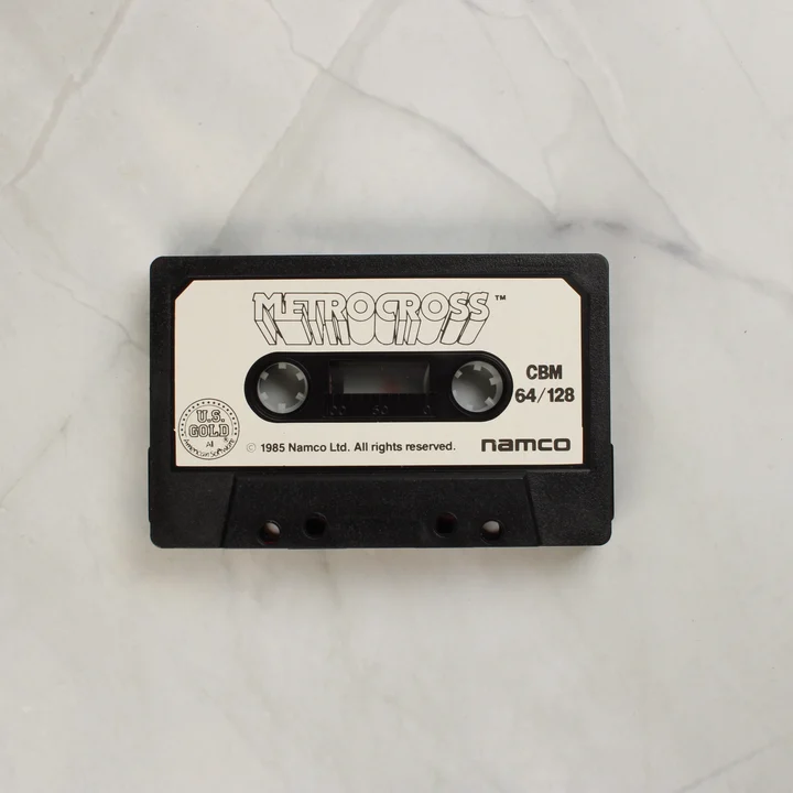 Metro-Cross Commodore 64 fekete adathordozó kazetta