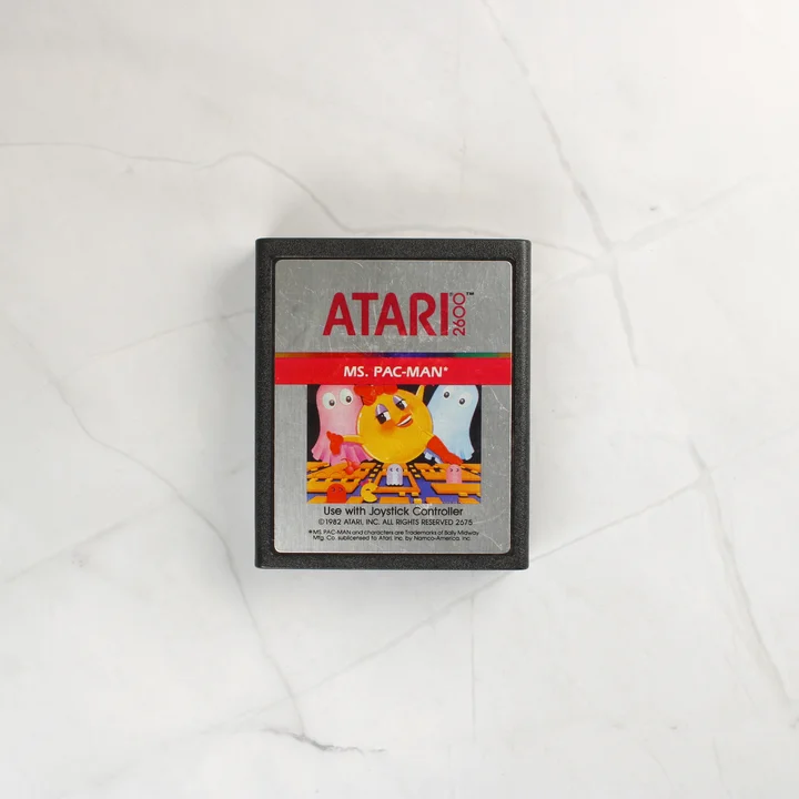 Ms. Pac-Man Atari 2600 videójáték cartridge felülnézete