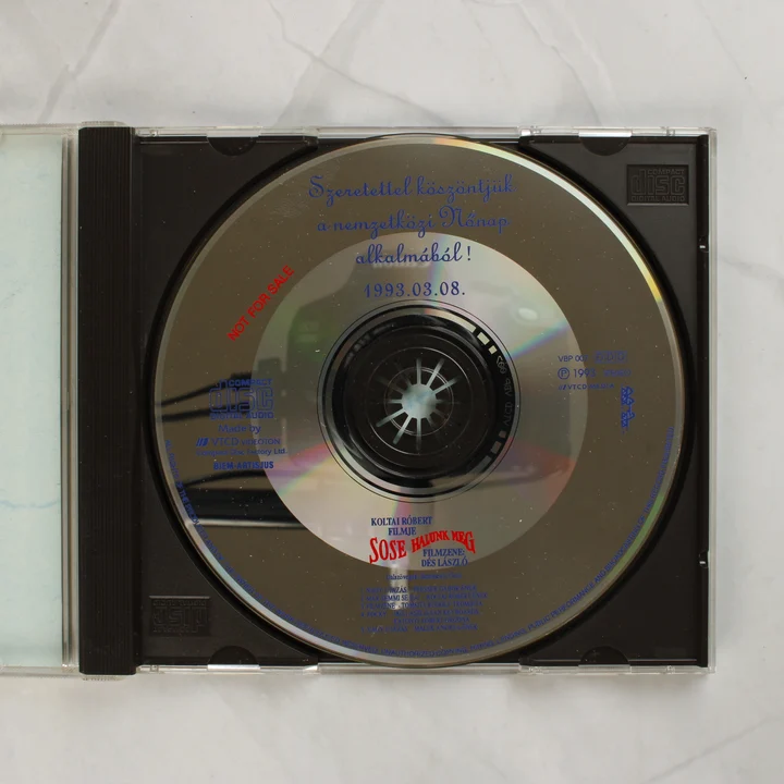Sose halunk meg promóciós CD lemez a tokban