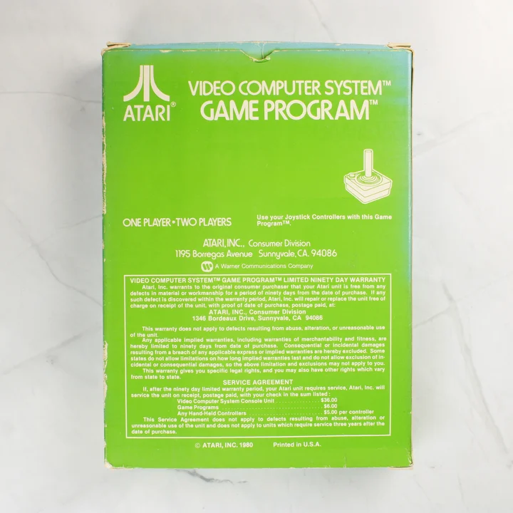 Az Atari 2600 Golf játék zöld színű dobozának hátoldala