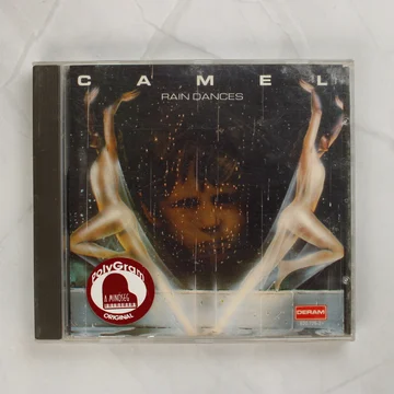 Camel Rain Dances CD előlapja normál tokban