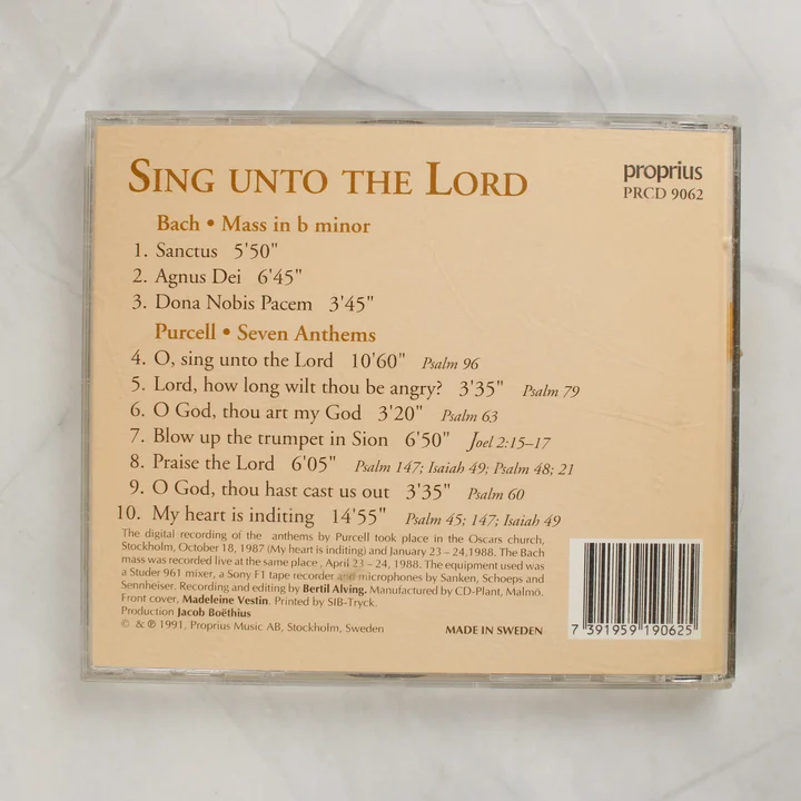 Sing unto the Lord CD hátlapja vonalkóddal és számlistával