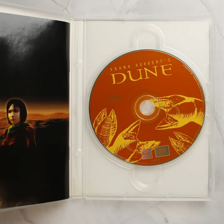 Frank Herbert's Dune nyitott műanyag tok a lemezzel