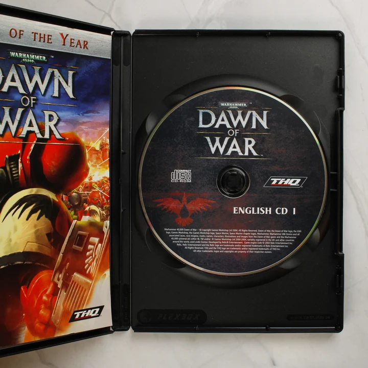Warhammer 40,000 Dawn of War nyitott tok lemezzel