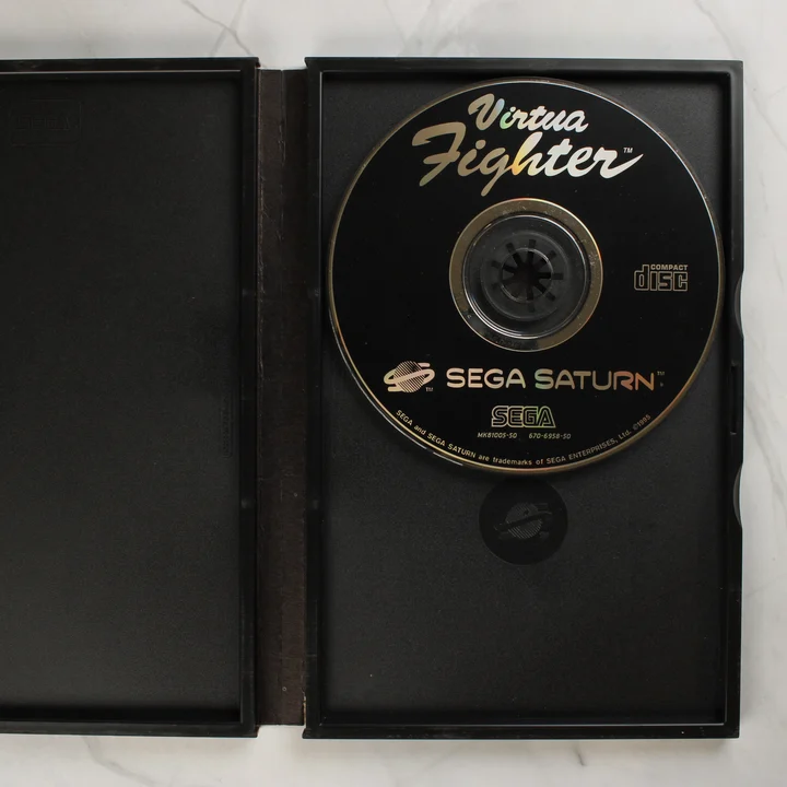 Virtua Fighter Sega Saturn CD és nyitott tok