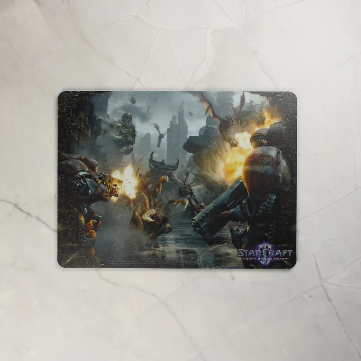 StarCraft II Heart of the Swarm illusztrált egérpad