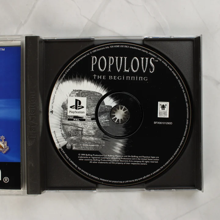 Populous: The Beginning PlayStation játéklemez a nyitott tokban