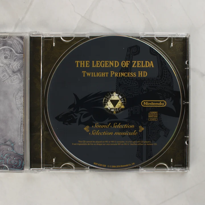 A nyitott CD-tok a The Legend of Zelda: Twilight Princess HD Sound Selection lemezzel