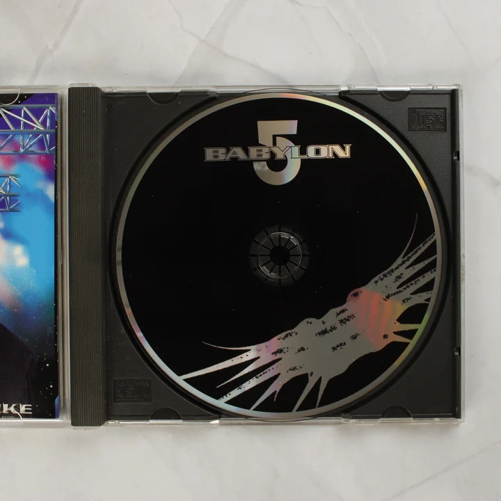 Babylon 5 Volume 2 CD lemez a tokban