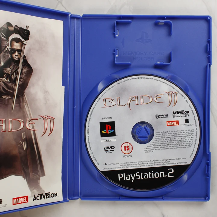 Blade II PlayStation 2 nyitott tok és lemez