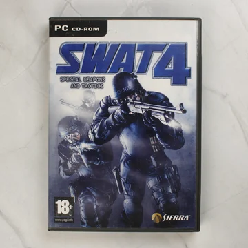 SWAT 4 PC játék tokjának előlapja