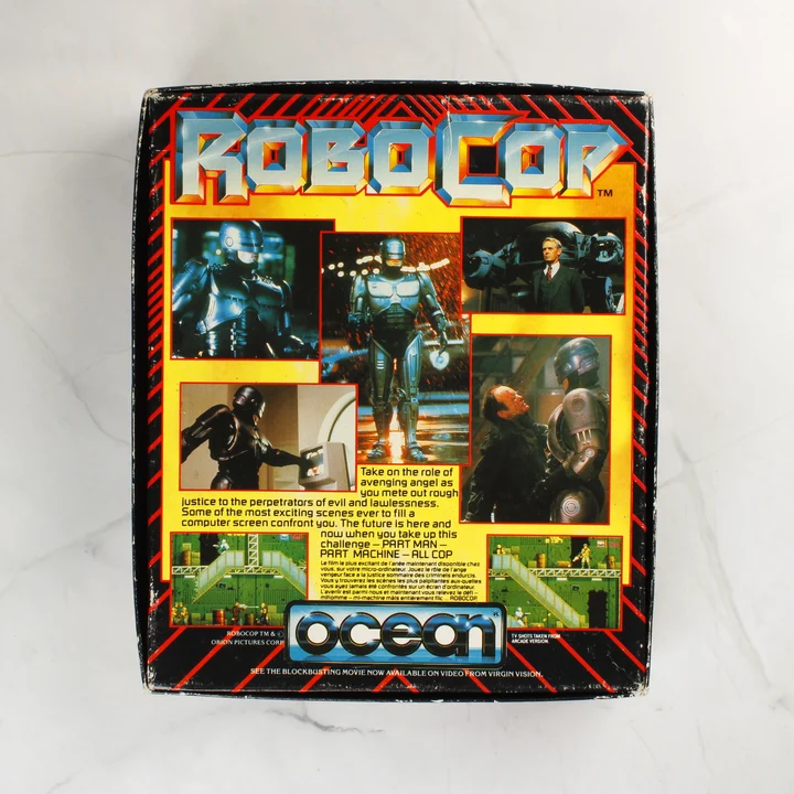 A RoboCop videójáték dobozának hátoldala leírásokkal és képekkel